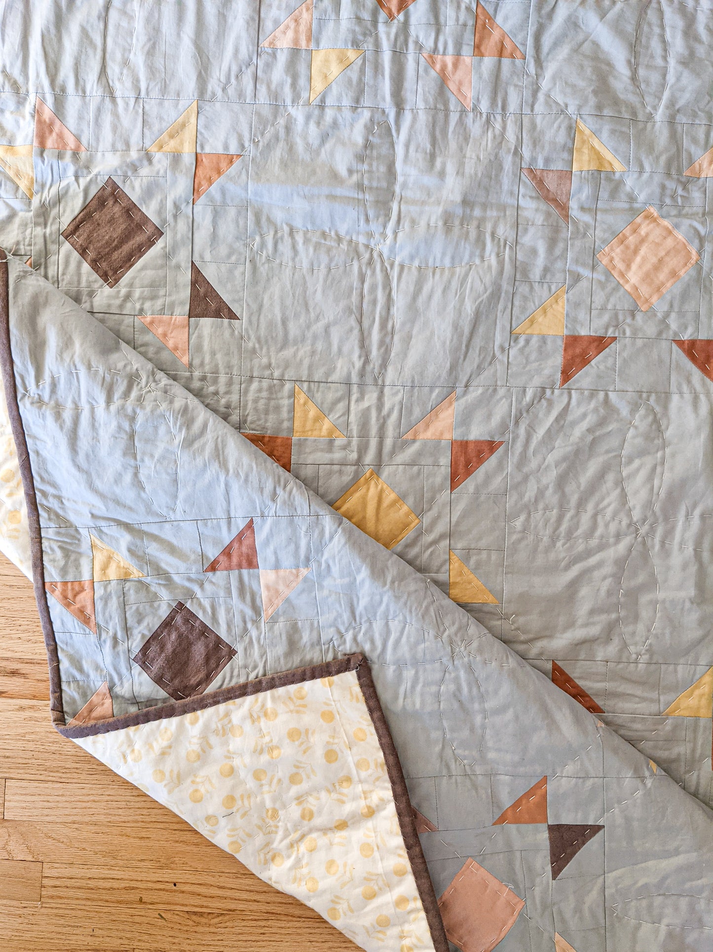 Golden Lattice Quilt Pattern