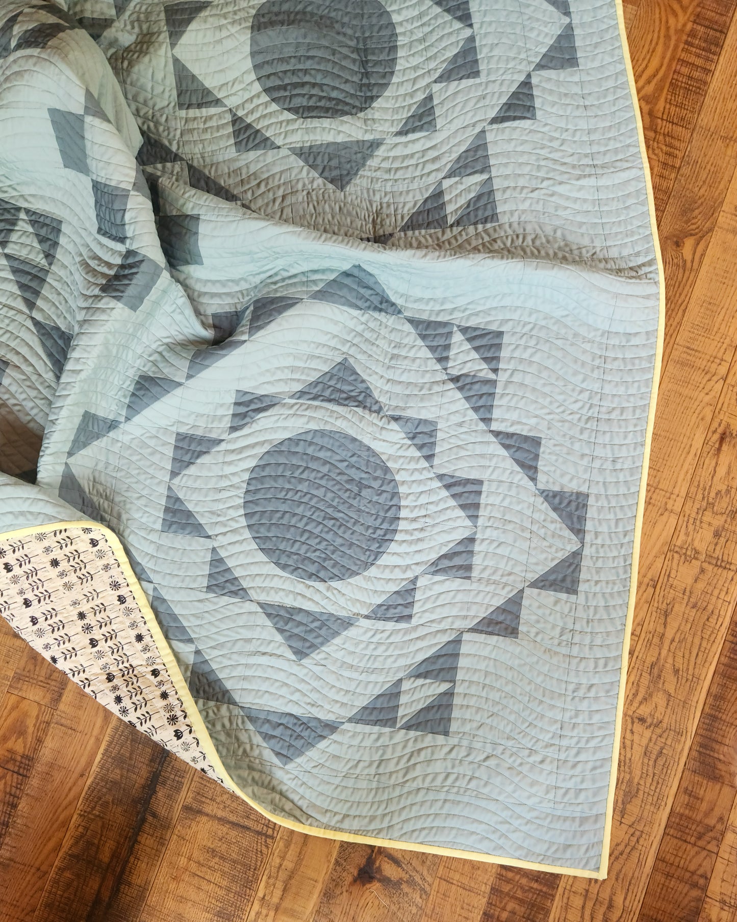 Bundle  - Two-toned Classic Quilt Patterns