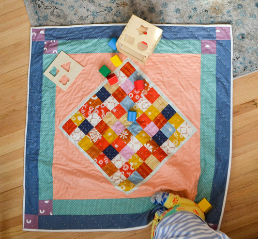 Baby Sunshine Quilt - Hand quilted
